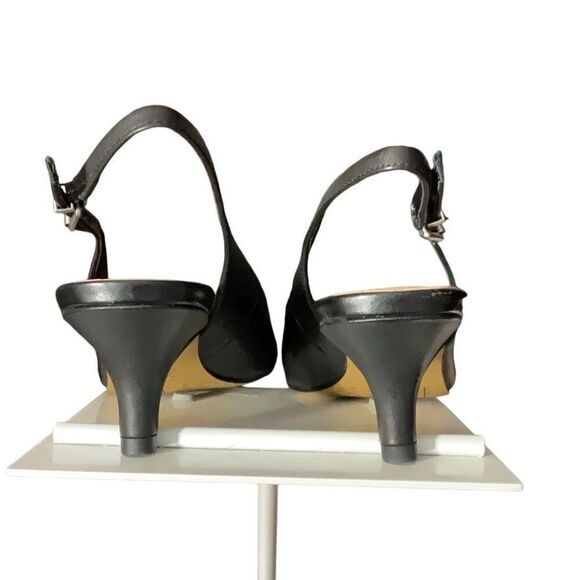 Bella Vita Black Leather Pointed Toe Scarlett Slingback Pumps Size 10 M NEW - Picture 8 of 8